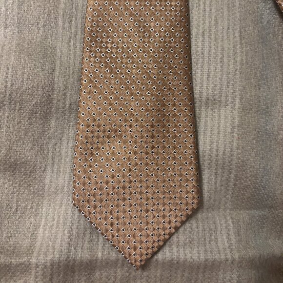 Tommy Hilfiger Other - Tommy Hilfiger Men's Tie in a navy blue and gold geometric or micro-dot pattern